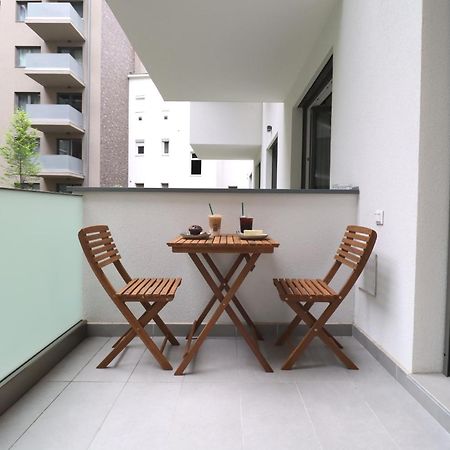 Corvin Modern Suite Budapest Esterno foto