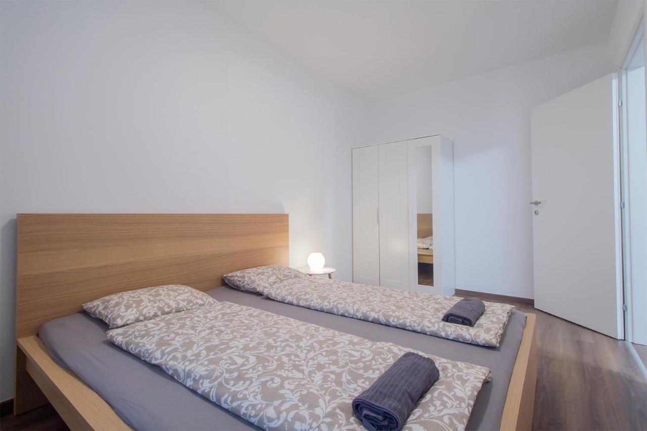 Corvin Modern Suite Budapest Esterno foto